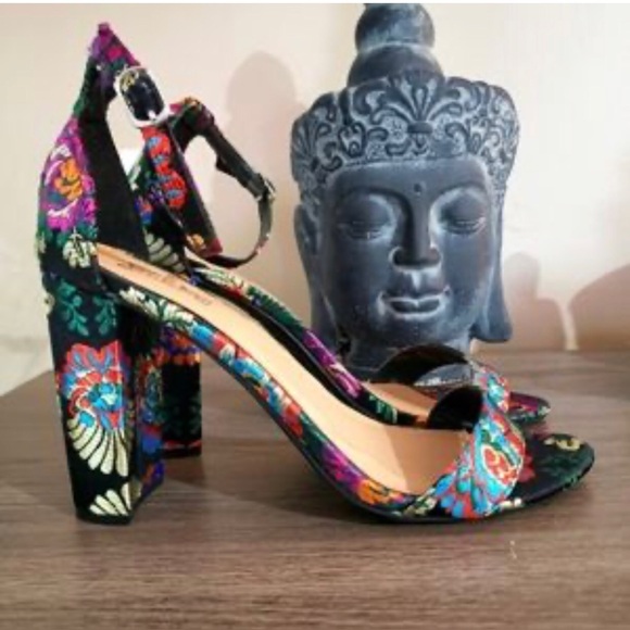 BRASH FLORAL PRINT STACKED HEELS - Picture 1 of 3